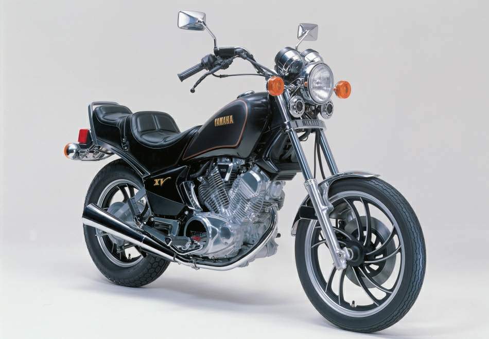 Фотография мотоцикла Yamaha XV 400 Virago 1984