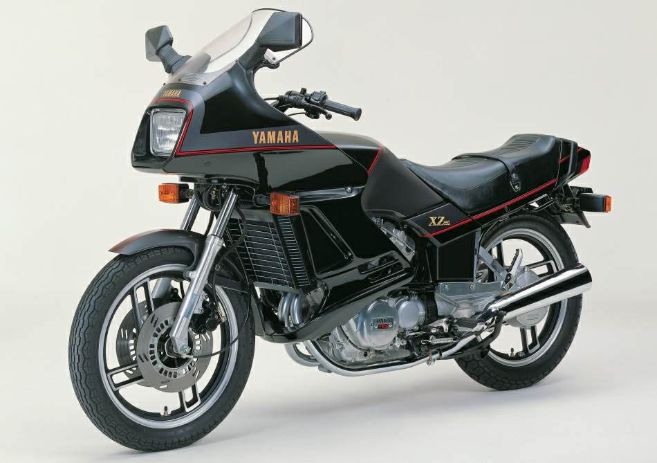 Мотоцикл Yamaha XZ 550R Vision 1983 фото