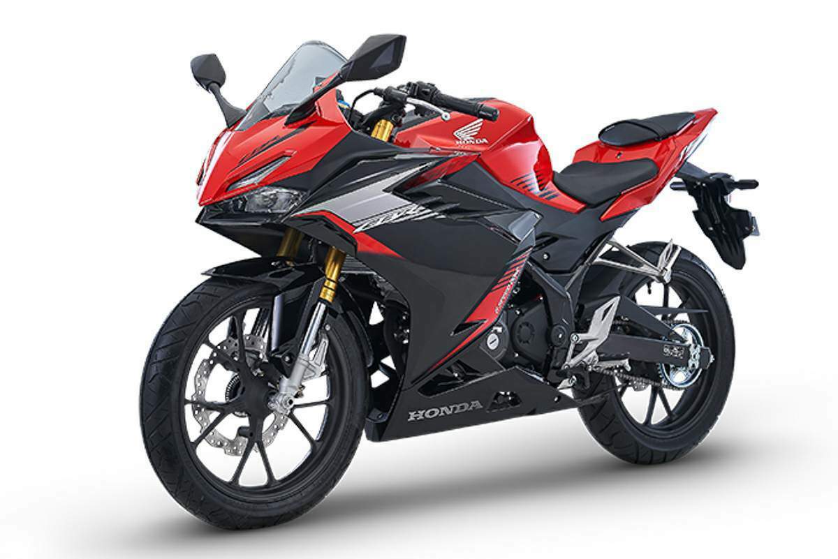 Мотоцикл Honda CBR 150R 2021 фото
