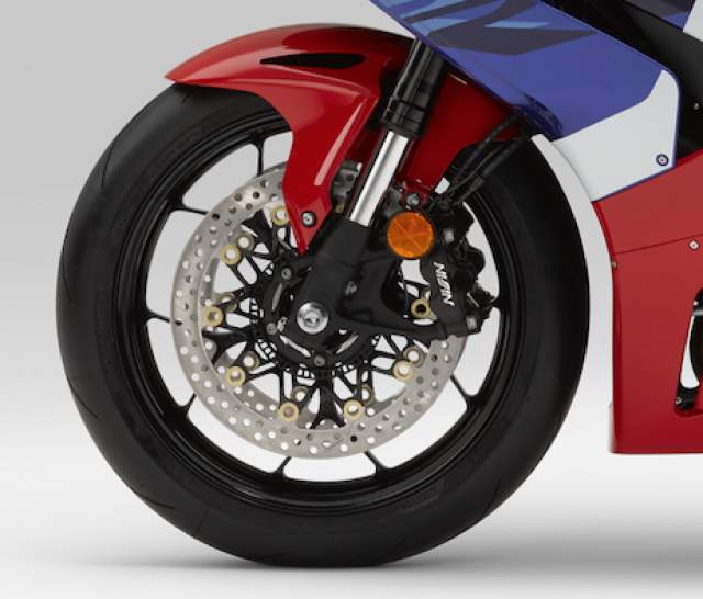 Мотоцикл Honda CBR1000RR-R Fireblade 2021 фото