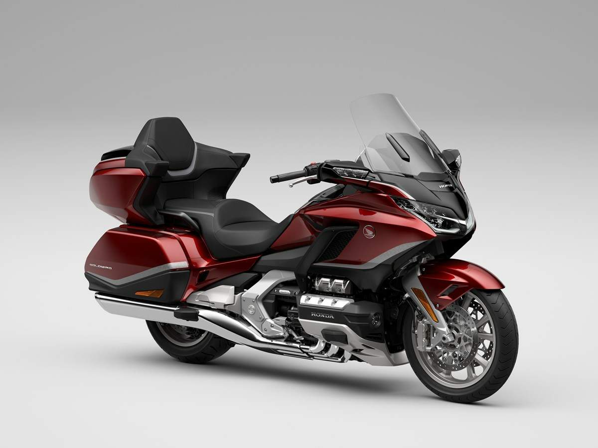 Мотоцикл Honda GL 1800 Gold Wing Tour 2022 фото