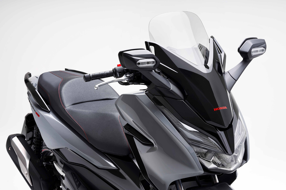 Мотоцикл Honda NSS 300 Forza Limited Edition 2020 фото
